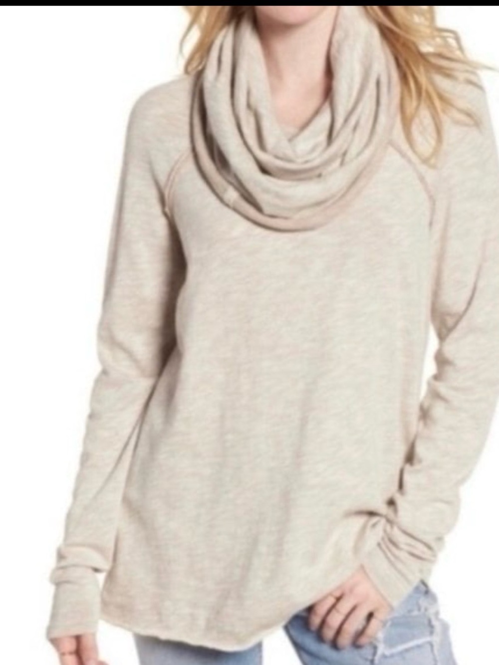 Merona Lightweight Cowl-Neck Sweater in Cream Size Medium